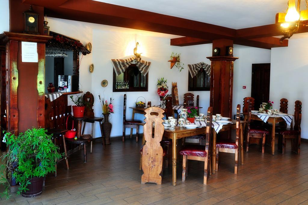Hotel Conacul Domnitei Voroneț Exteriér fotografie