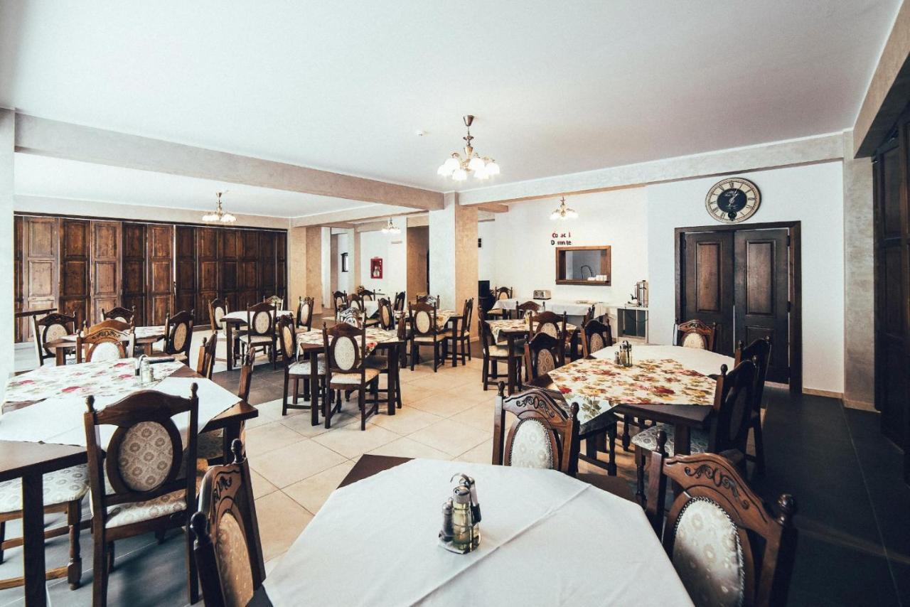 Hotel Conacul Domnitei Voroneț Exteriér fotografie