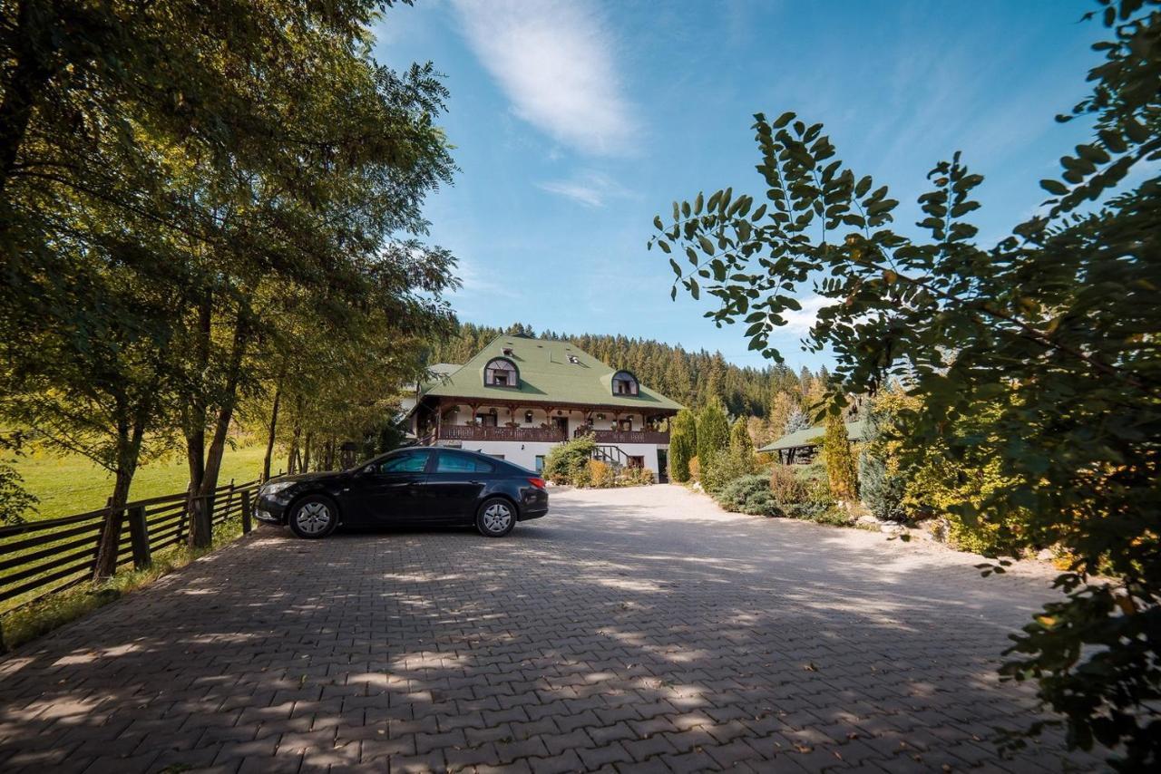 Hotel Conacul Domnitei Voroneț Exteriér fotografie